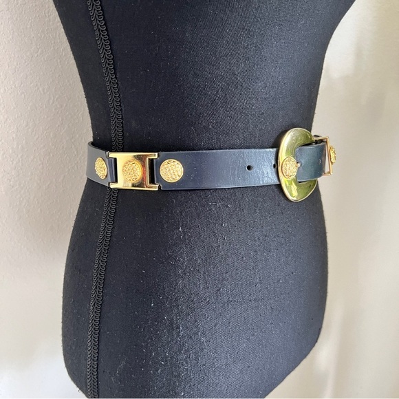 ESCADA St. Michael Collaboration Navy Blue Leather Gold Tone Hardware VTG Belt main image 16